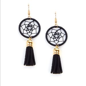 NEW Dreamcatcher Black & Gold Earrings NWT